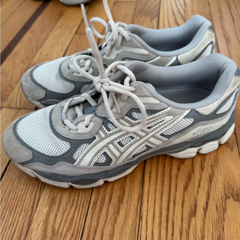 ASICS Gel NYC Light Gray and White Running Shoes